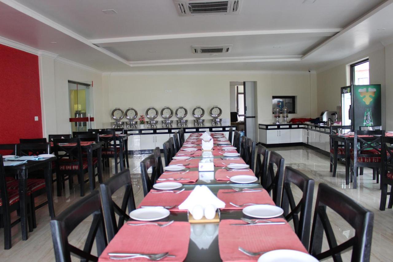Tuki Resort Pokhara Exterior foto